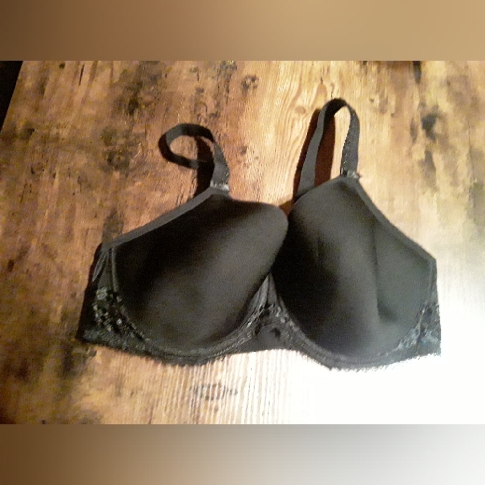 NWOT Fantasie 38DDD Black Lace Gorgeous Sexy Bra